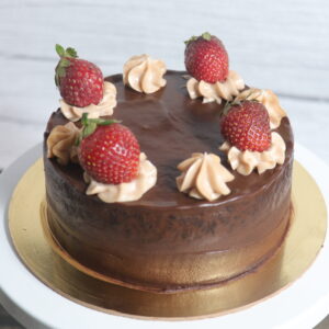 Chocolate Strawberry Cake